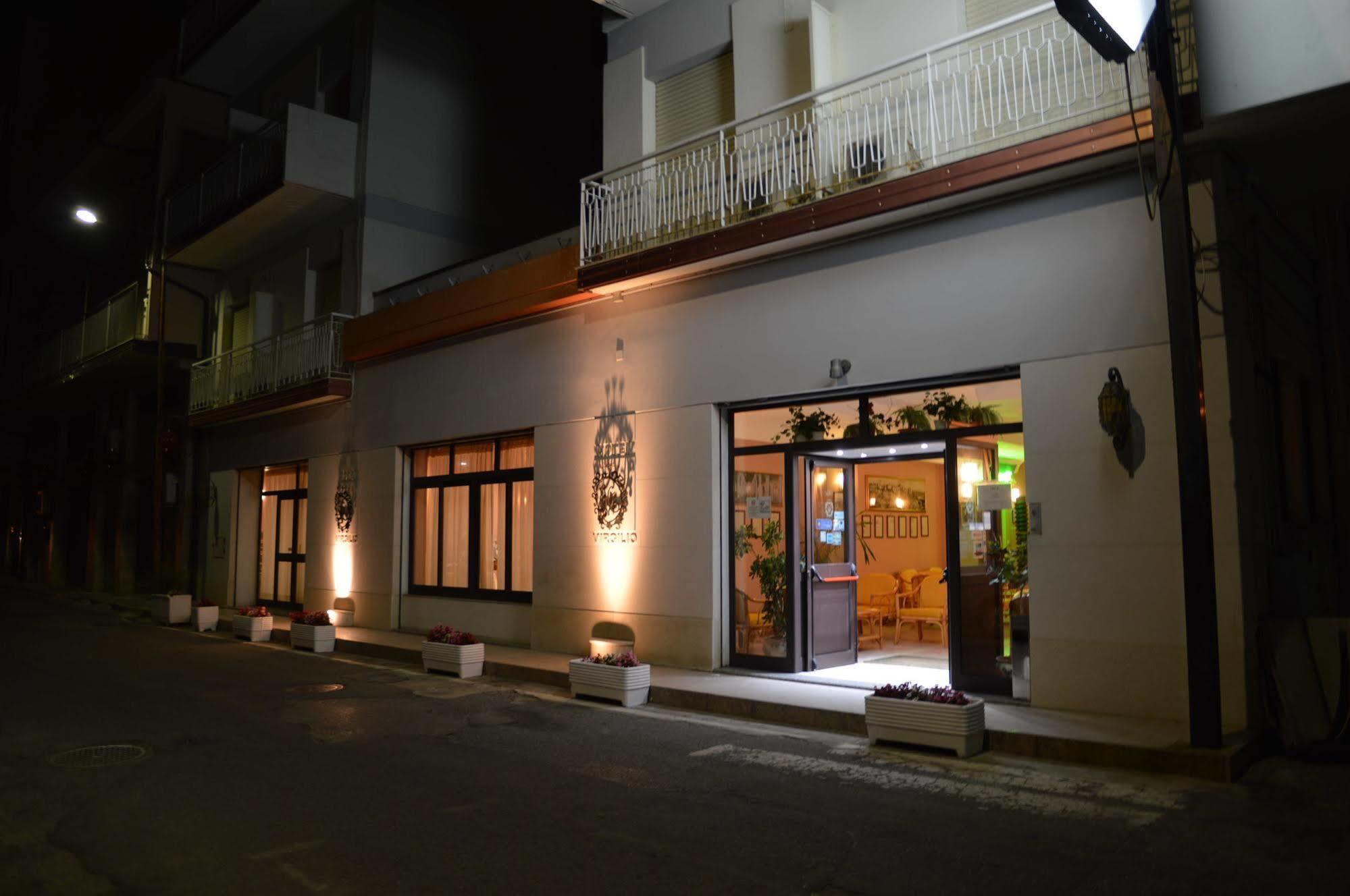 Hotel Virgilio Tropea Eksteriør billede