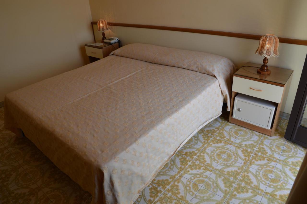 Hotel Virgilio Tropea Eksteriør billede